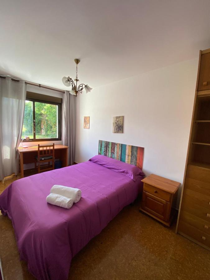 Piso Grande Y Muy Luminoso Apartment Santiago de Compostela Bagian luar foto
